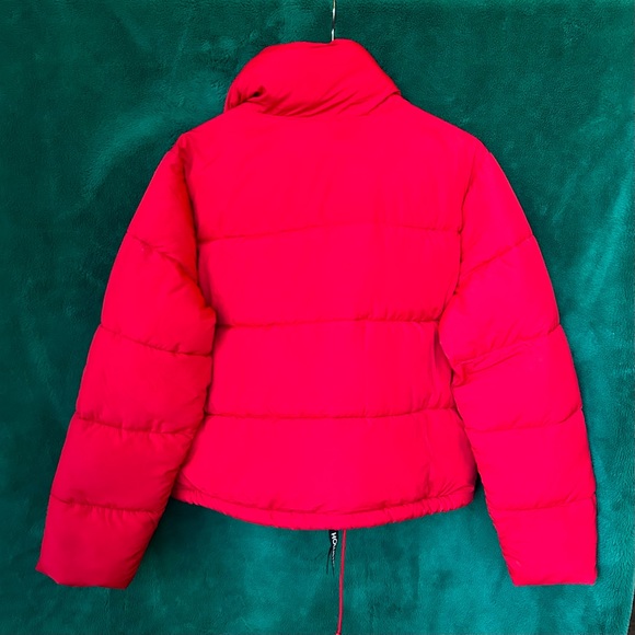 Hollister - Red Puffer Jacket - Large - Picture 2 of 8